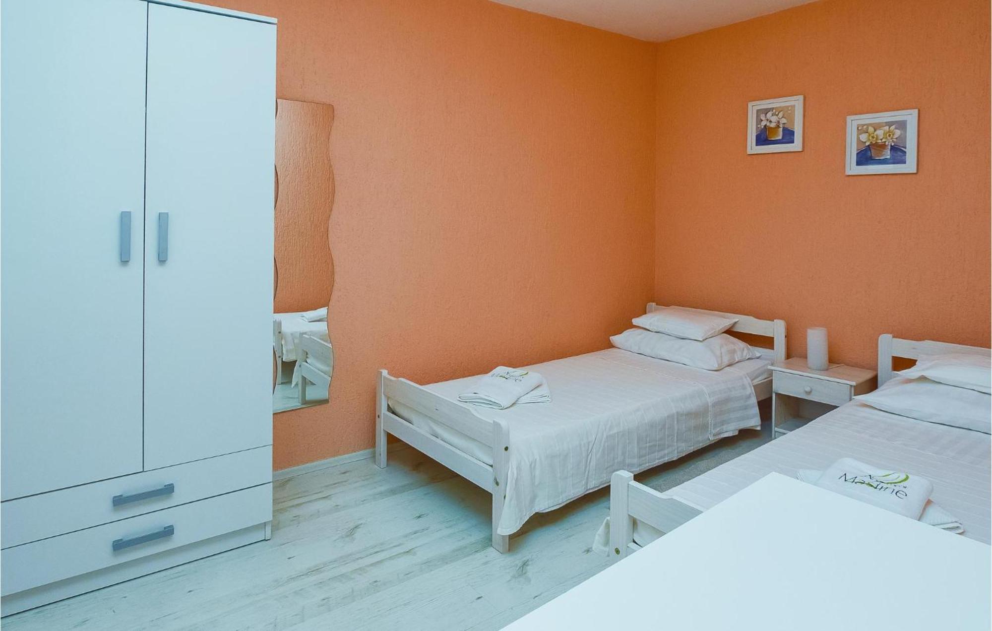 Apartment Stjepana 05 Dugi Rat Kültér fotó
