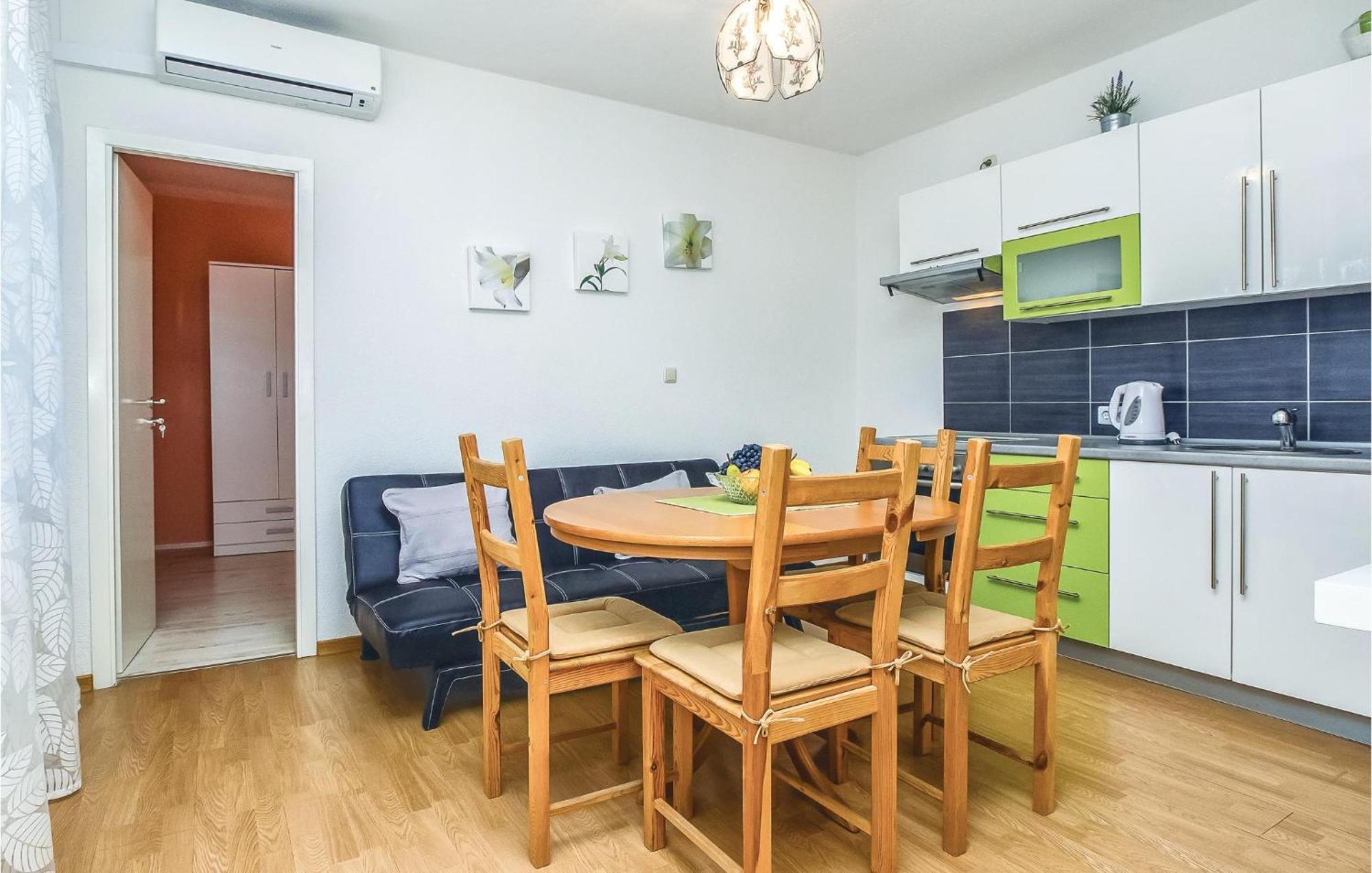 Apartment Stjepana 05 Dugi Rat Kültér fotó