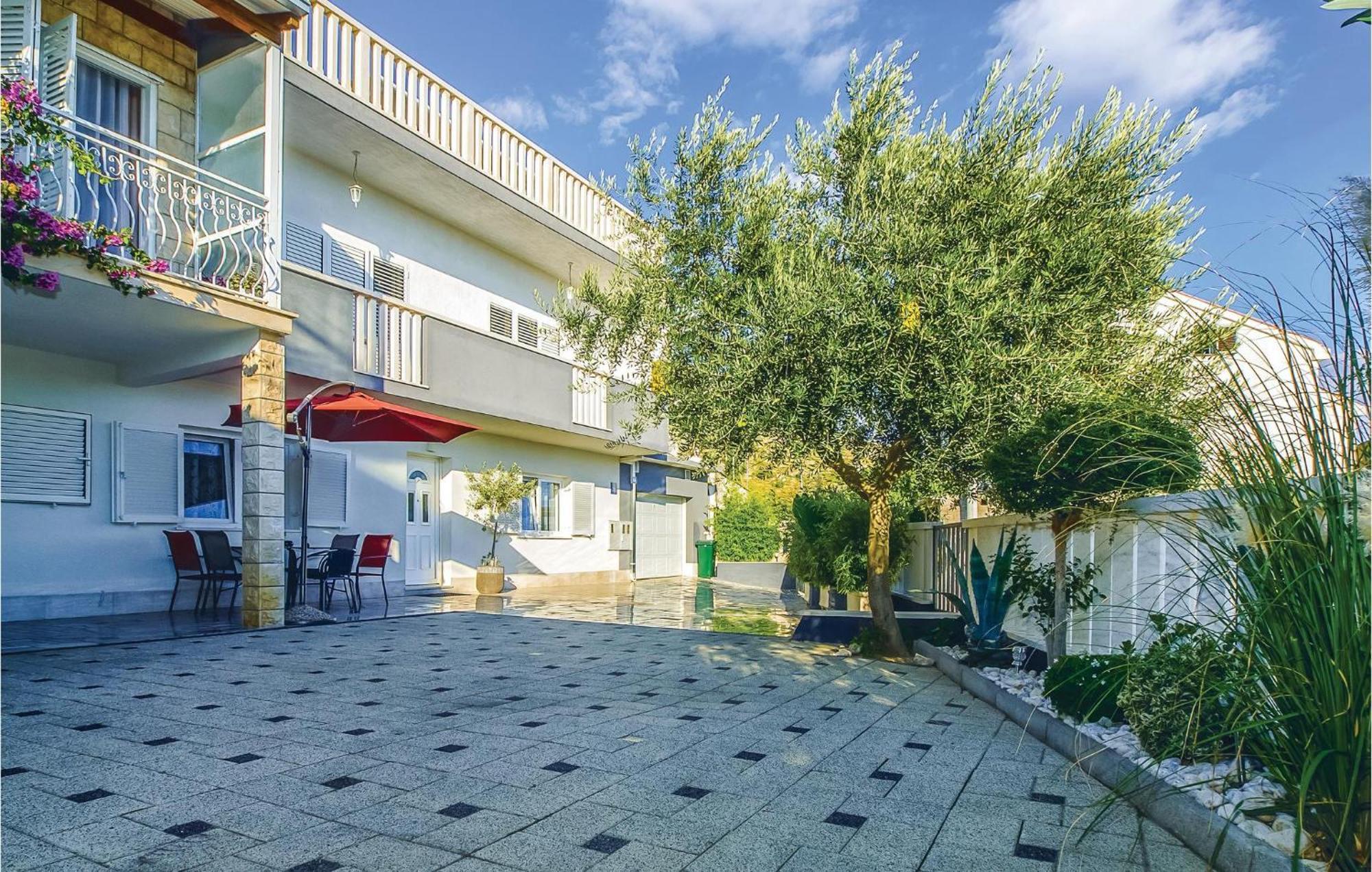 Apartment Stjepana 05 Dugi Rat Kültér fotó